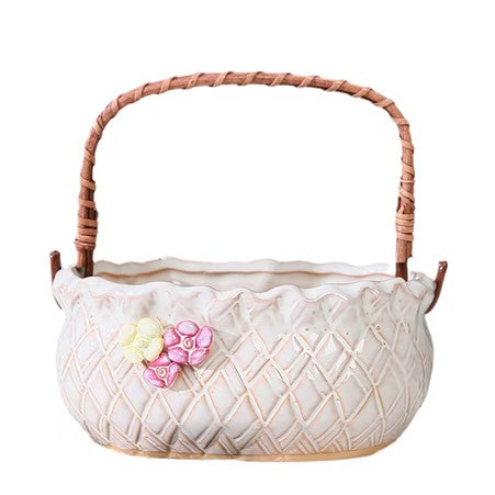 Tri-Flower Woven Handheld Box